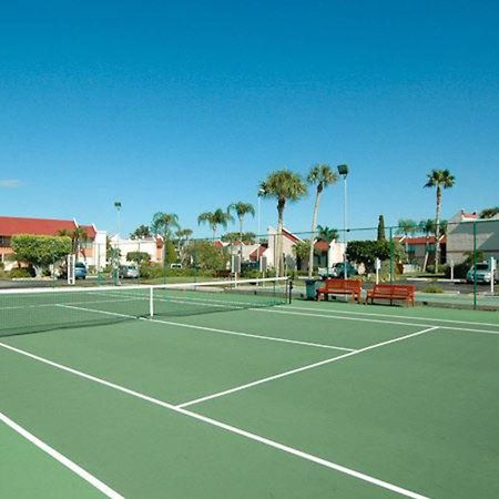 Runaway Bay Condos Bradenton Beach Exterior photo