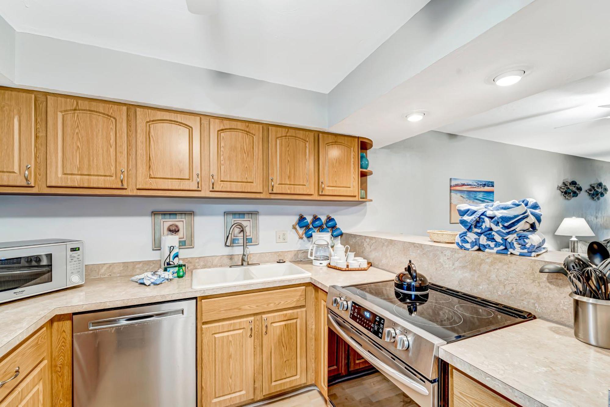 Runaway Bay Condos Bradenton Beach Room photo